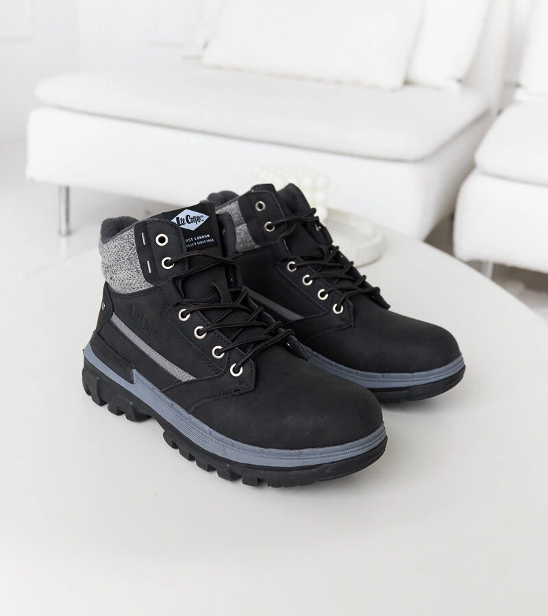 Bocanci negri inalti Lee Cooper LCJ-22-01-1374L