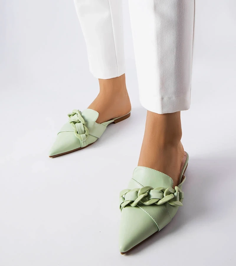 Șlapi eleganți verzi cu lanț Patenaude