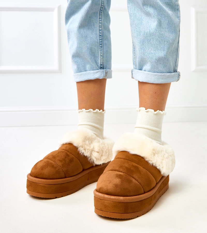 Cizme de zăpadă scurte maro îmblănite Almeida