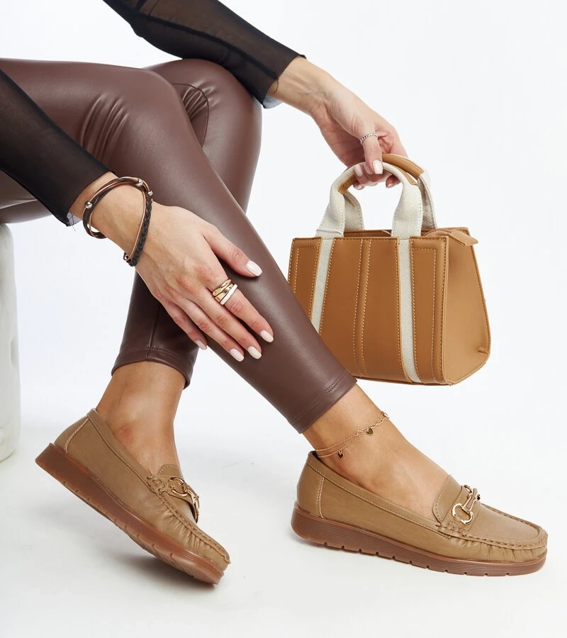 Mocasini bej închis cu cataramă Anisah