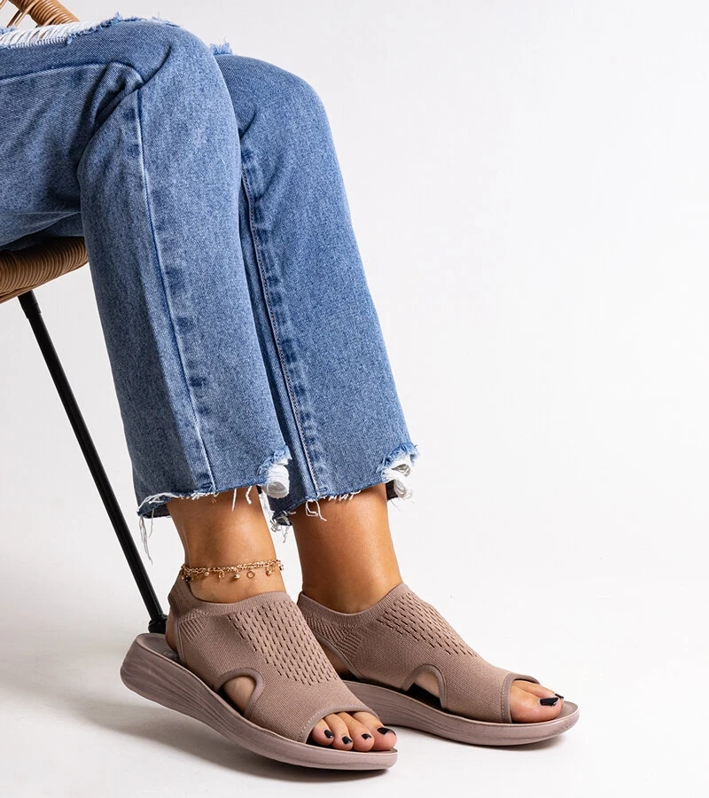 Sandale maro cu platforma Rawia