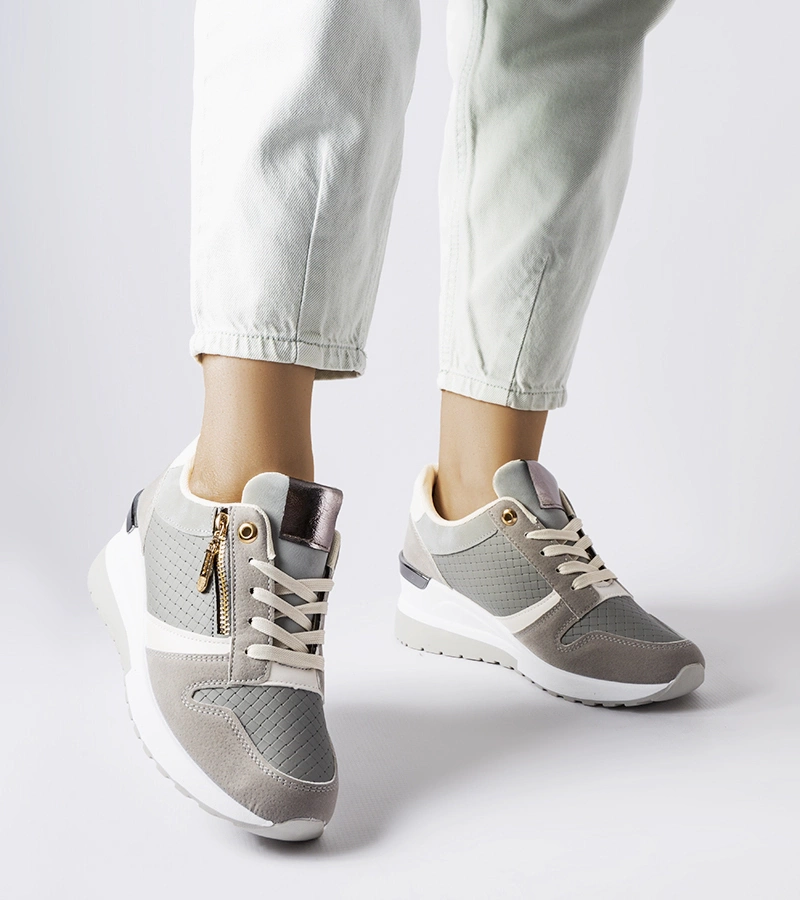 Adidași gri pe tocuri Ashland