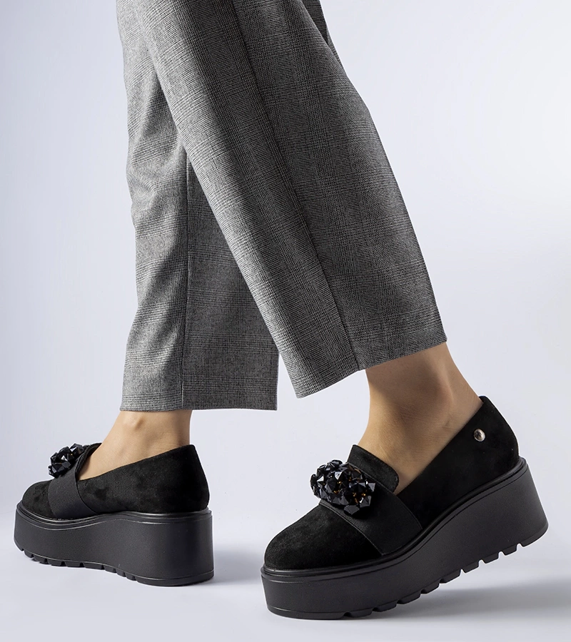 Pantofi negri cu platformă Edma