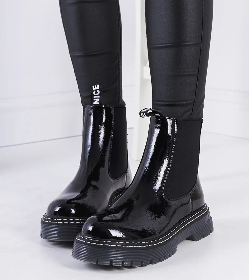 Papuci Vido lăcuiți negri