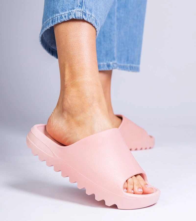 Papuci de damă roz Serrano din cauciuc