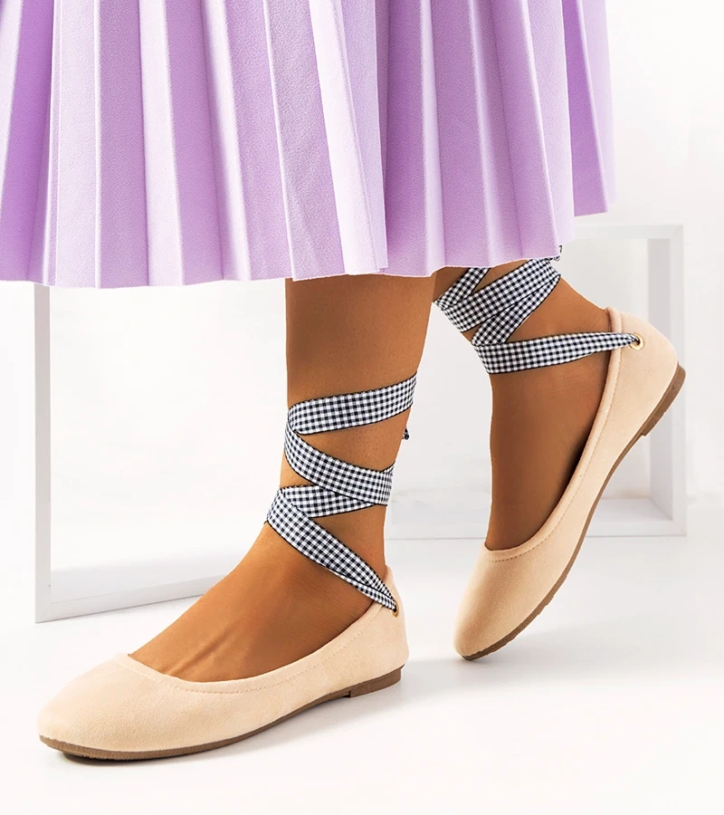 Balerini bej cu fundiță Acro