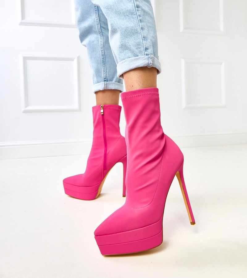 Botine roz satin cu toc cui și platformă Ramla