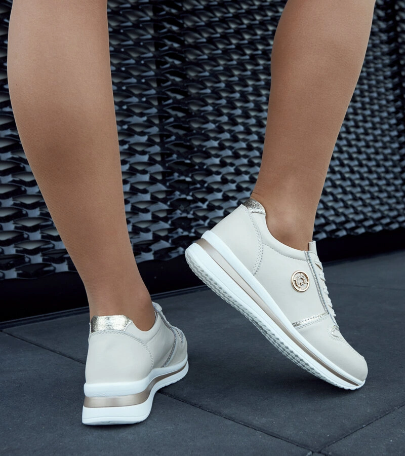 Sneakersi din piele bej cu zirconii Rosalia