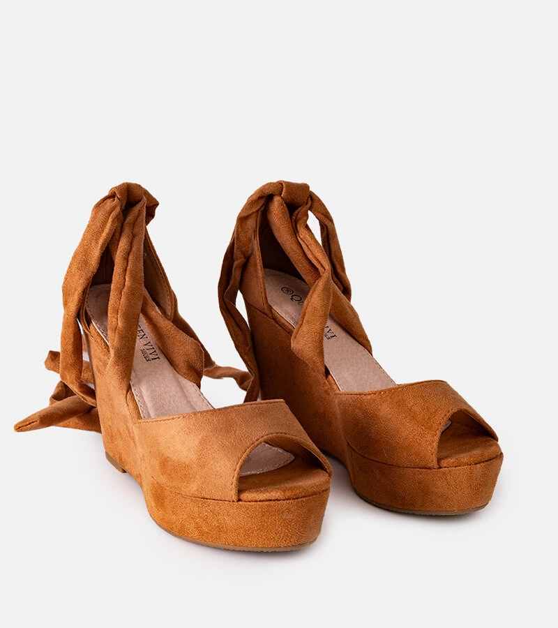 Sandale maro cu platforma legate Farahina