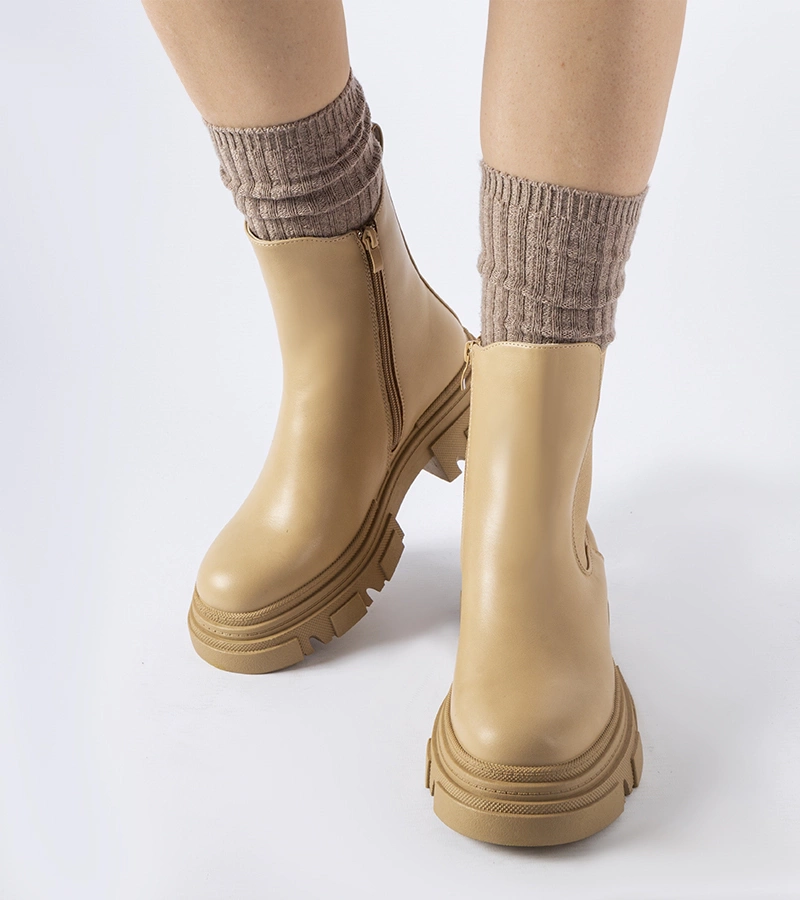 Botine bej cu inserție de cauciuc D'Isola