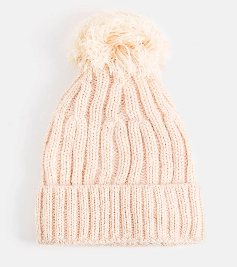 Căciulă bej cu pompon Karloti