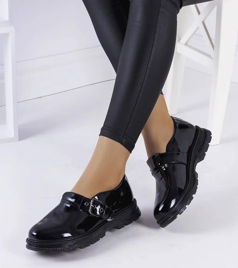 Pantofi de jumătate lăcuită neagră cu cataramă Ancel