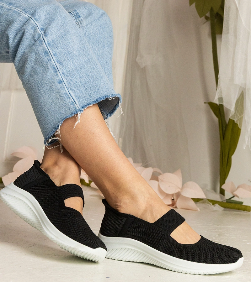 Tenisi negri de damă cu talpă embosată Muratti