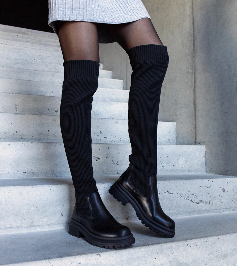 Cizme negre lungi cu gambă elastică Daryla.