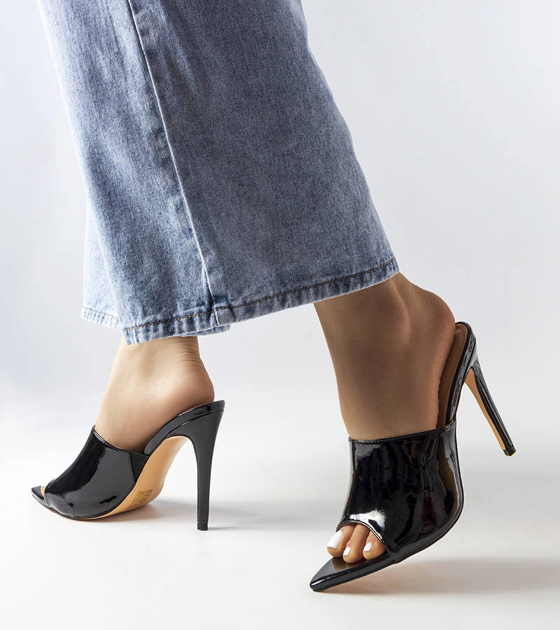 Șlapi stiletto Wasima lăcuiți negru