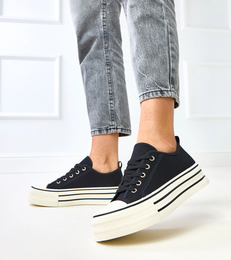 Adidași negri cu platformă Talah