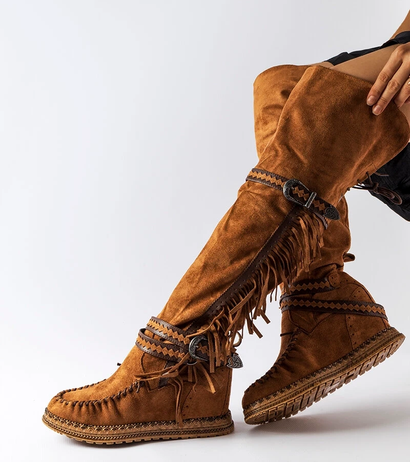 Cizme cu platformă maro Novella