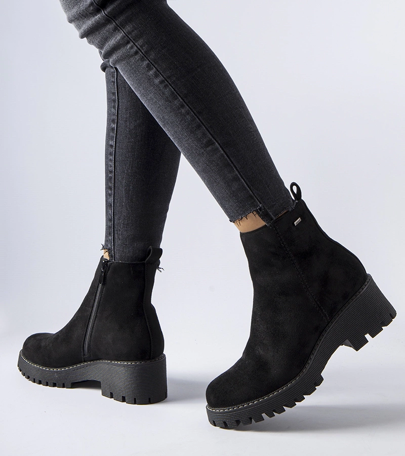 Bocanci negri călduroși cu talpă groasă Pieve