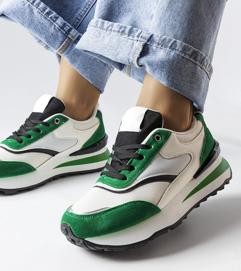 Adidași cu platformă albă și verde de la Doirons