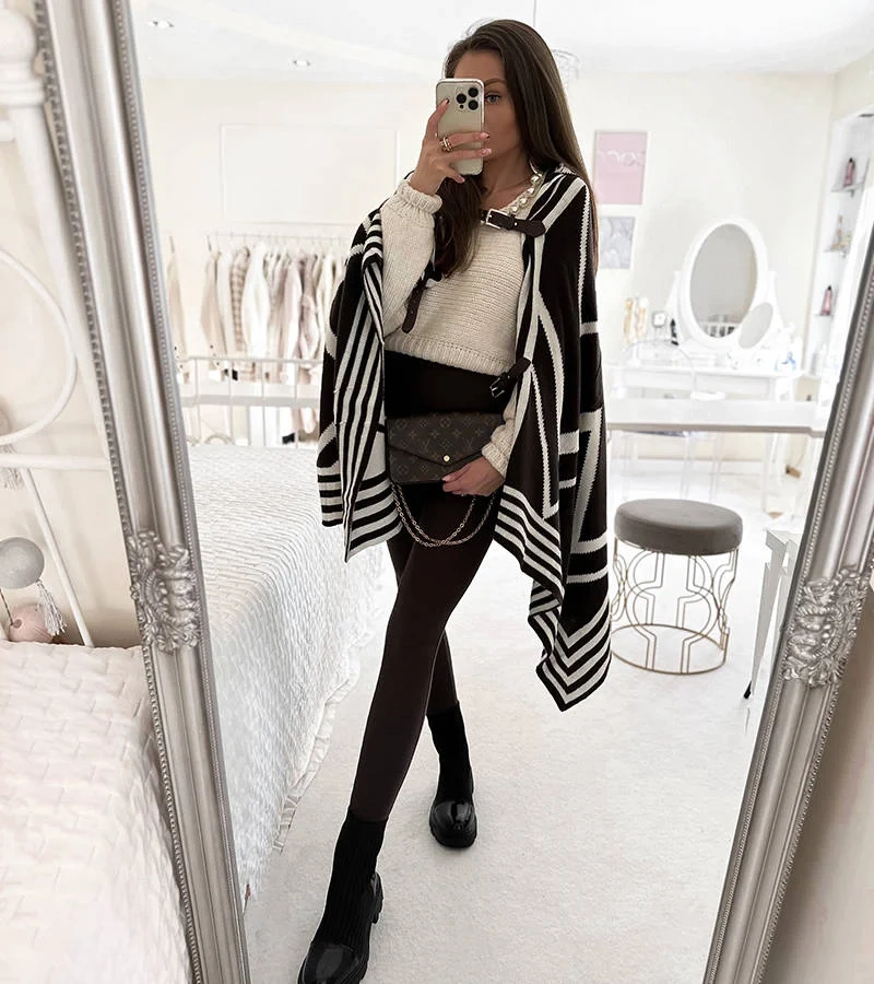 Fustă cu glugă Leyla maro cu glugă