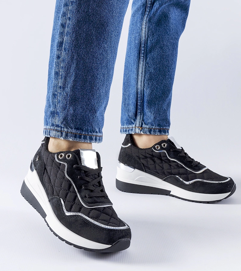 Adidași negri cu platformă Pisignano