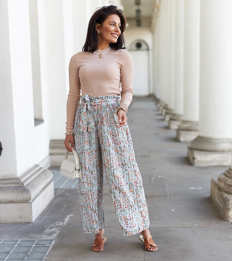 Pantaloni cu pliuri largi pentru femei Asida blue