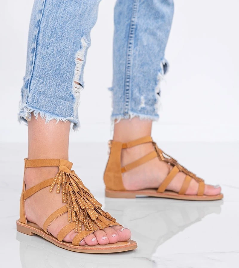 Sandale de culoare camel împodobite cu ciucuri Noronha