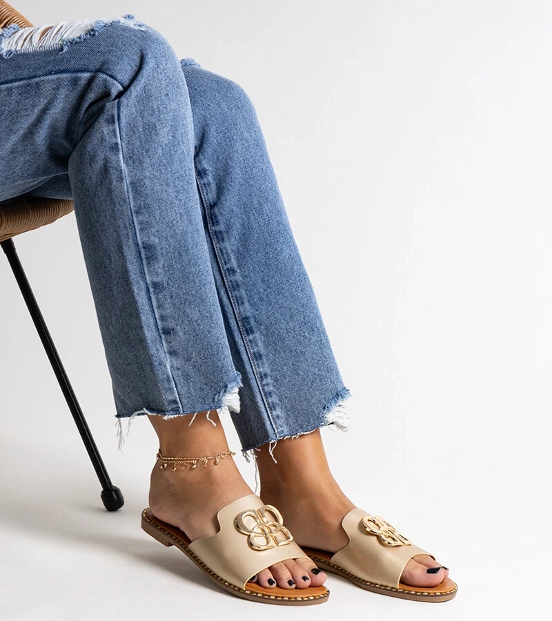 Pantofi de aur cu clema decorativa Safi