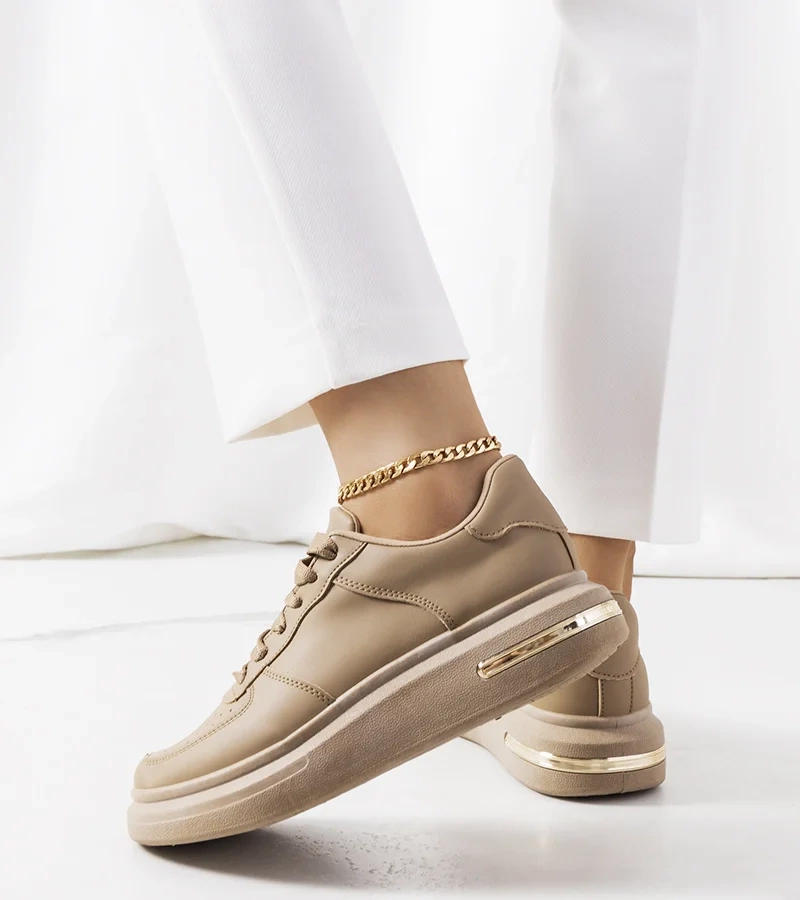 Adidași maro Staplet