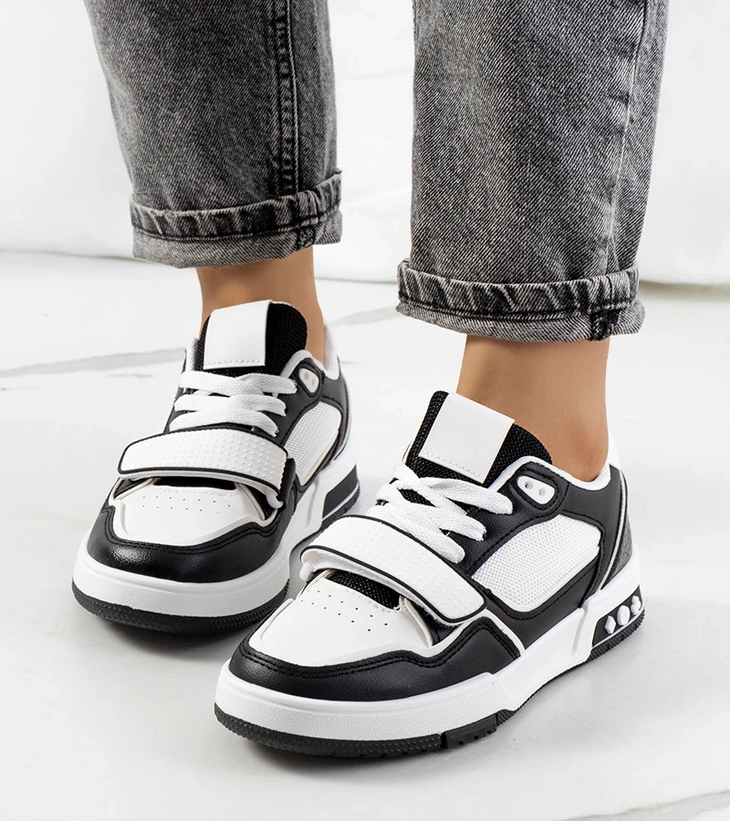 Adidași pentru femei Black Kadie