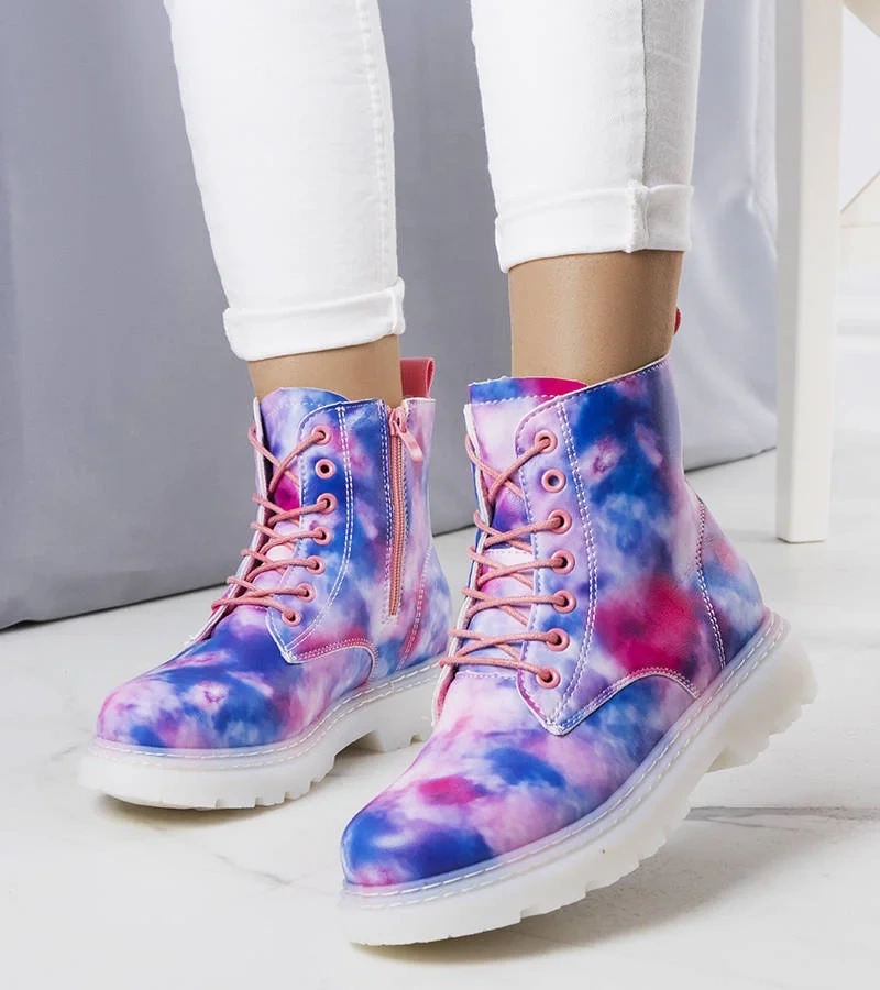 Trapperi izolate colorate Amarel