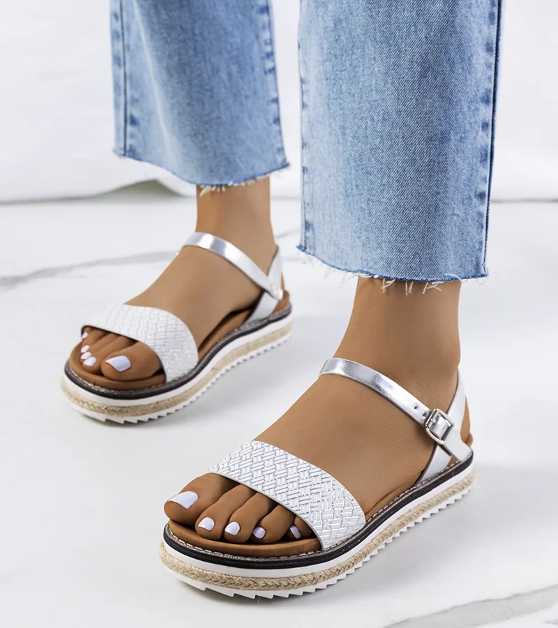 Sandale Acton cu platformă argintie înfrumusețată