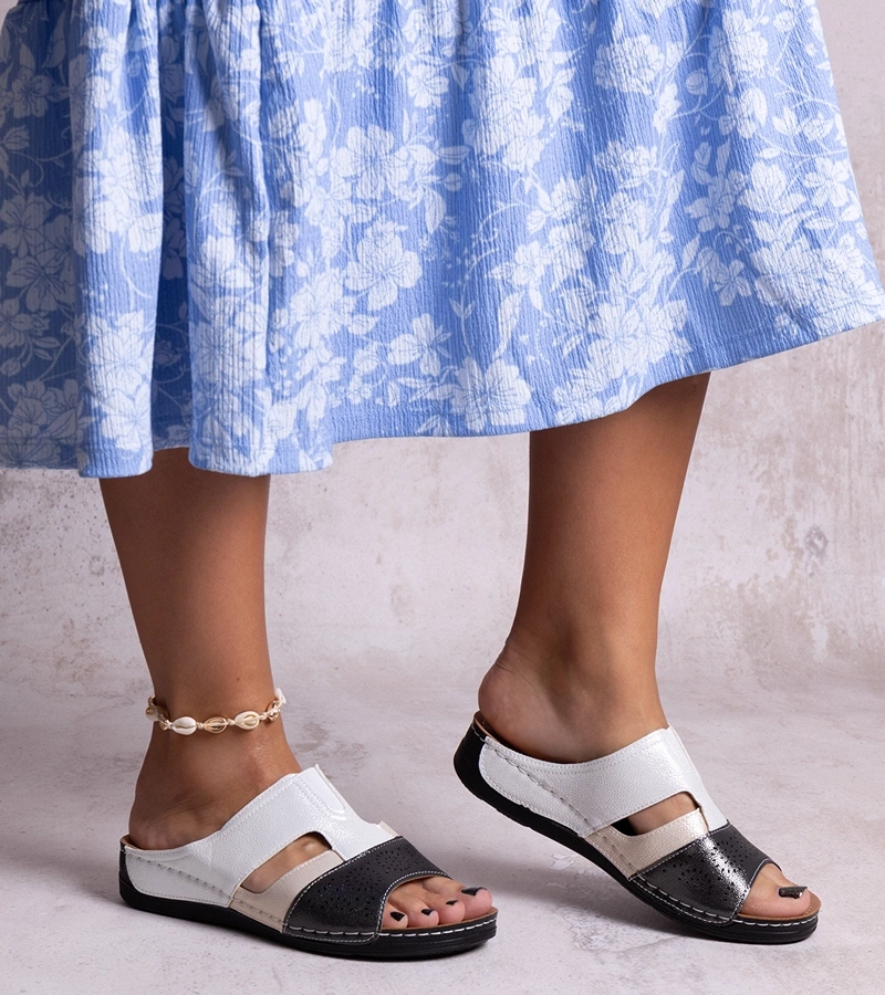 Papuci negru-alb cu strălucire de la Saminar