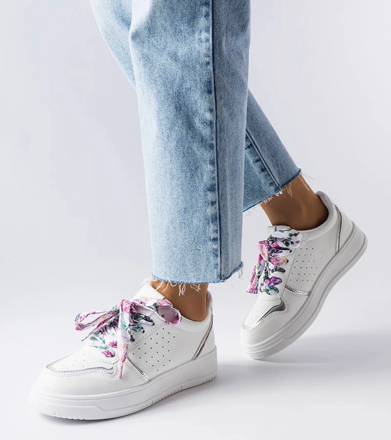 Pryor adidași albi cu panglică albă