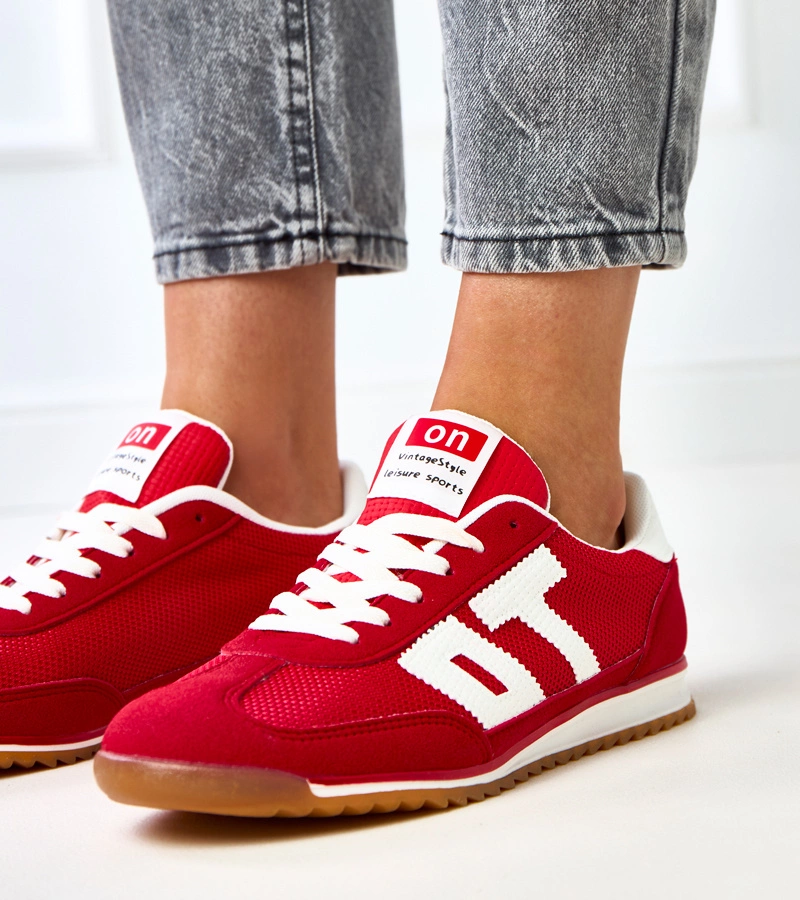 Adidași sport roșii cu elemente albe Ainslie