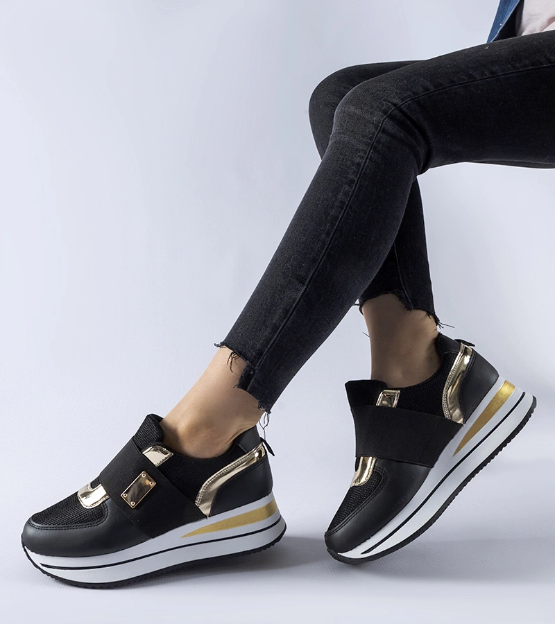 Sneakersi negri slip-on pe platformă Sages