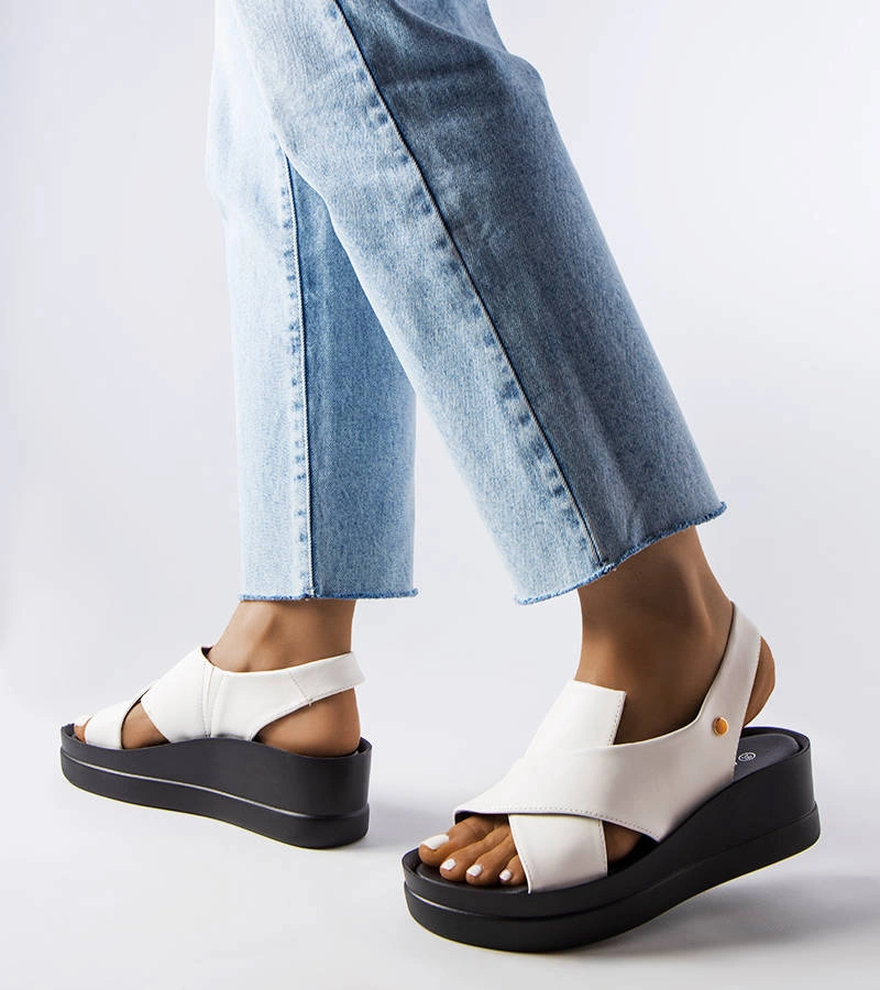 Sandale cu toc Adelina albe