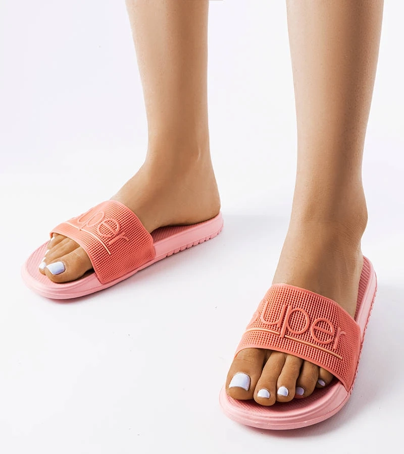 Șlapi de cauciuc roz Azelio