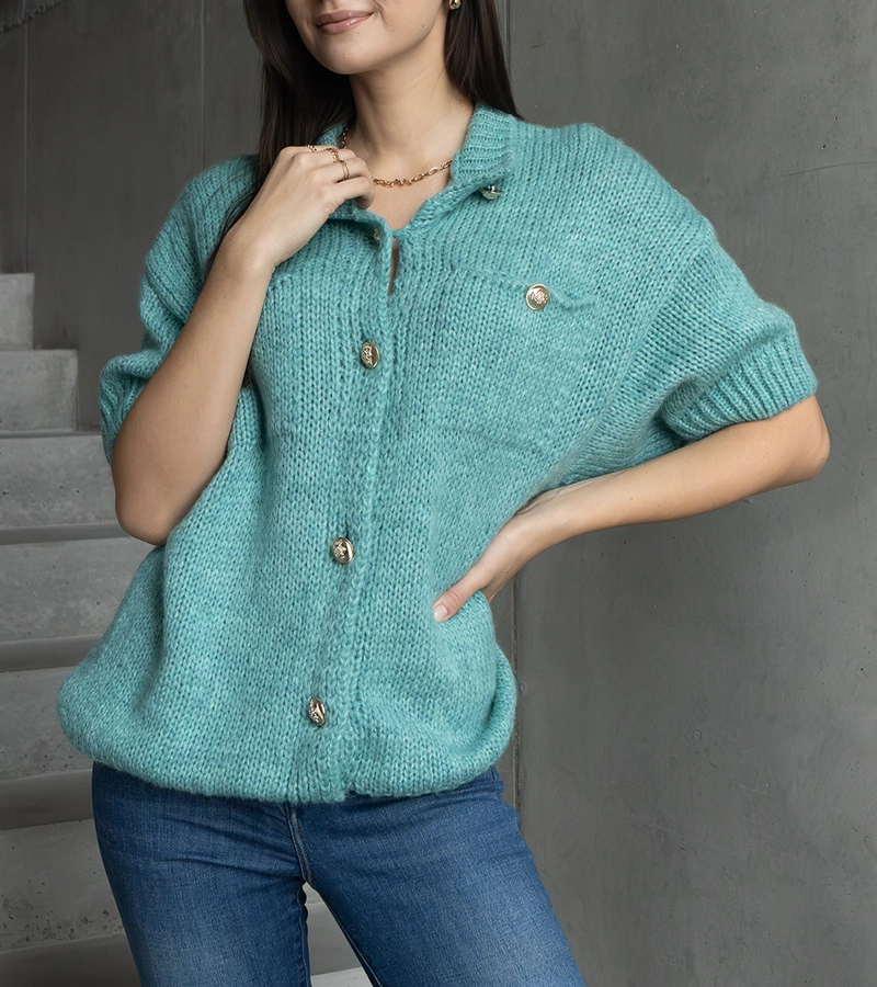 Pulover damă mentă cu mânecă scurtă nasturi decorativi