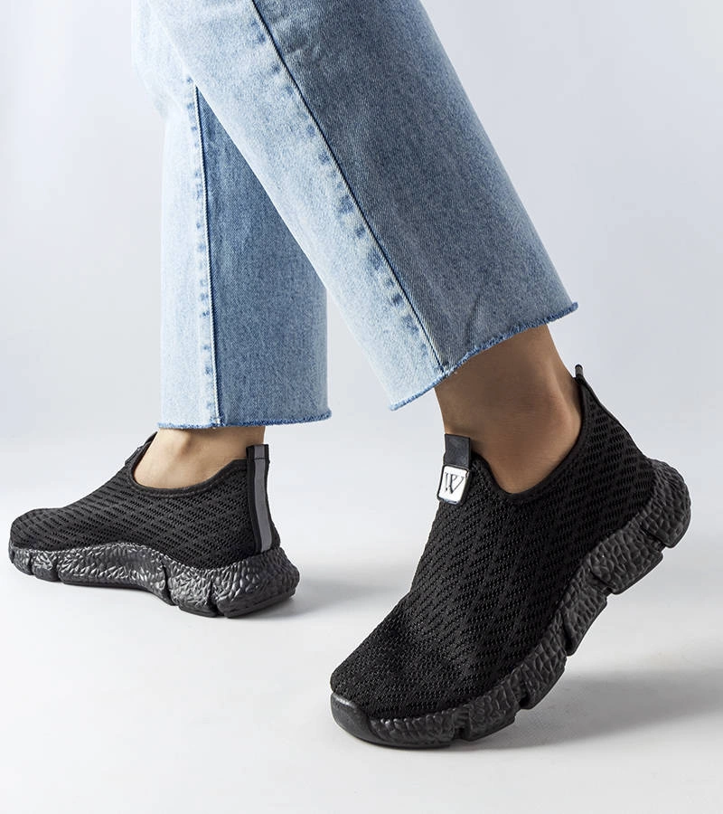 Adidași negri Yellville slip-on