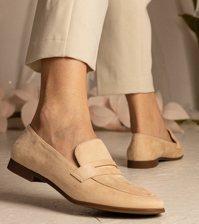 Mocasini clasici bej pentru femei Nageri