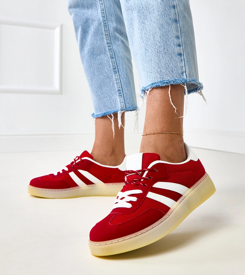 Adidași roșii din plasă cu inserție albă Weka