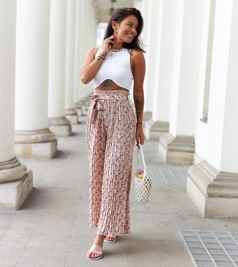 Pantaloni Pietro cu pliuri largi roz