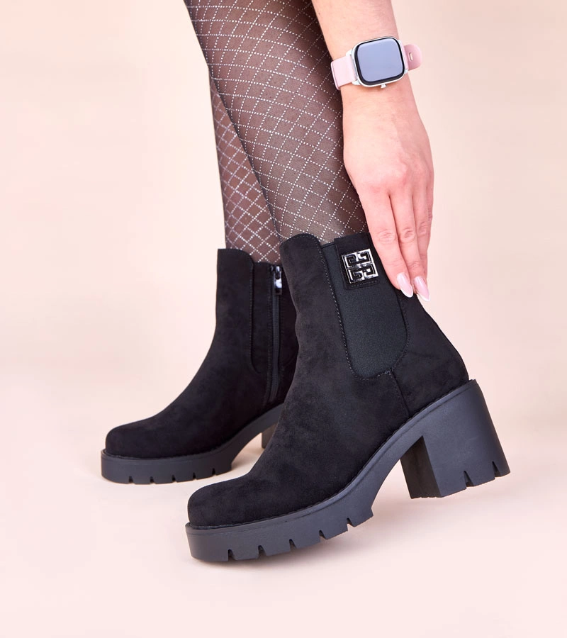 Botine negre cu toc gros și inserție elastică Stilla