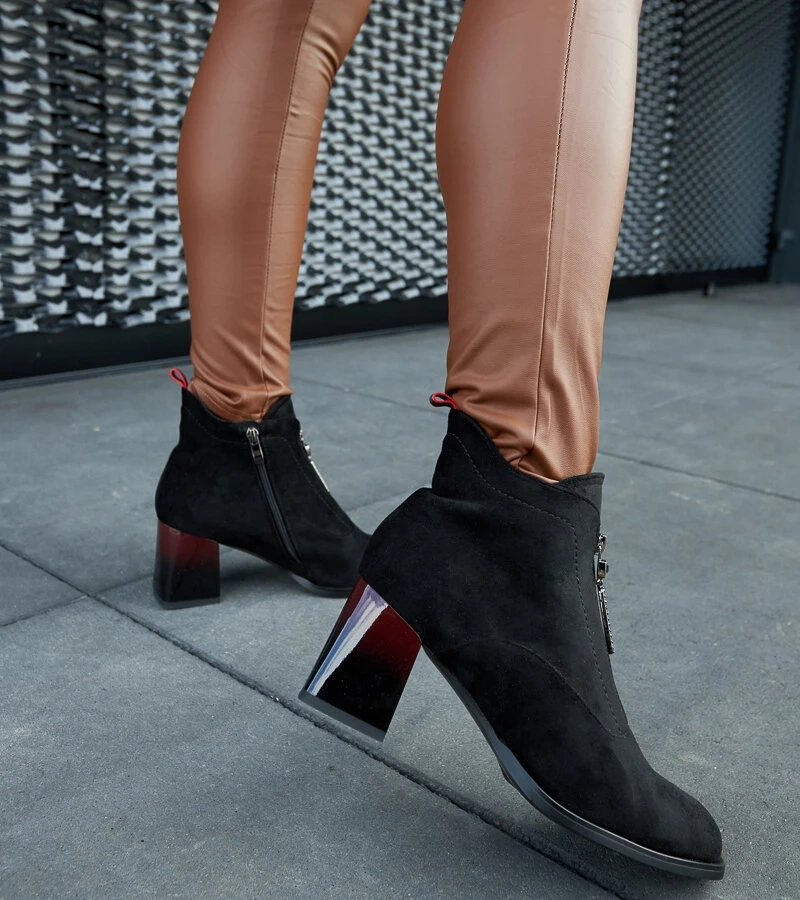 Botine negre cu toc lucios Gianleone