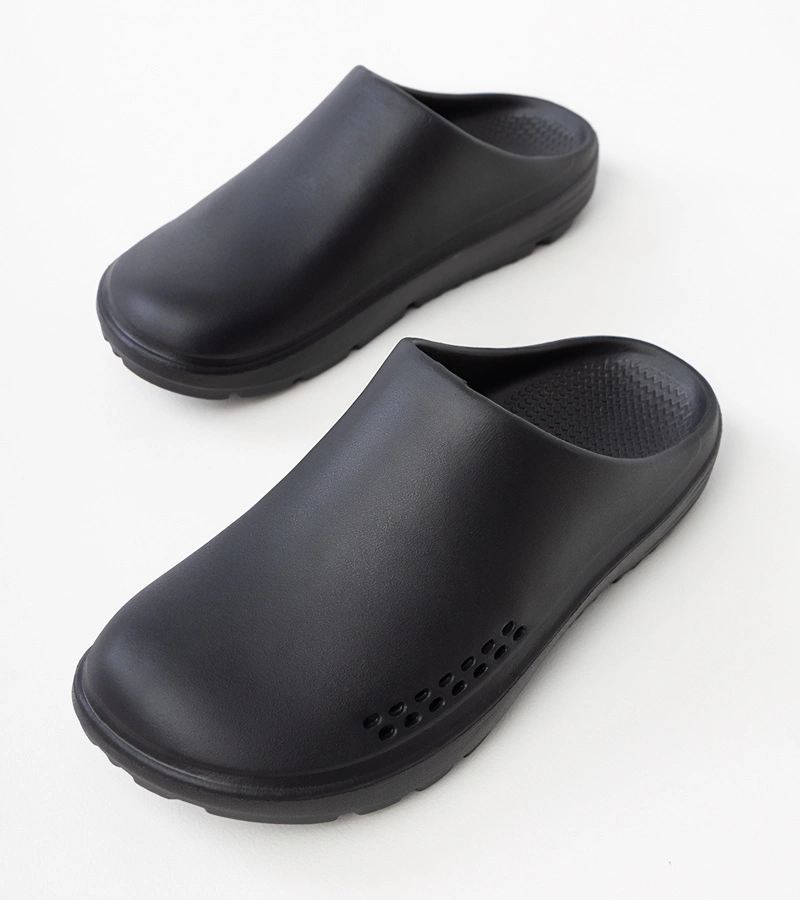 Papuci bărbătești negri închiși Arnos