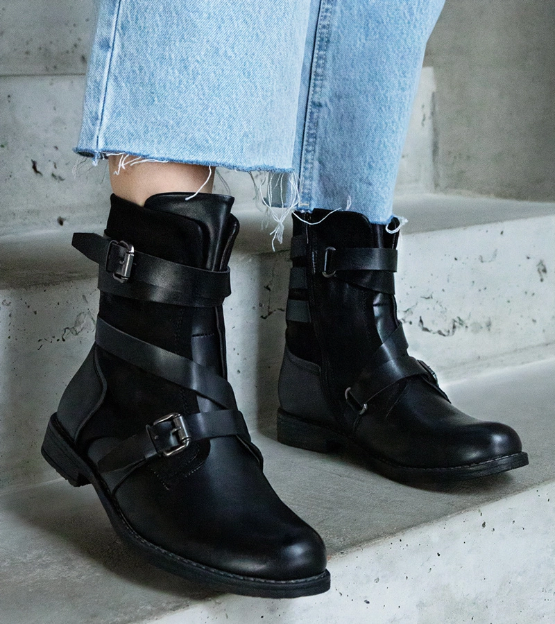 Botine negre călduroase cu talpă plată din materiale combinate Verta