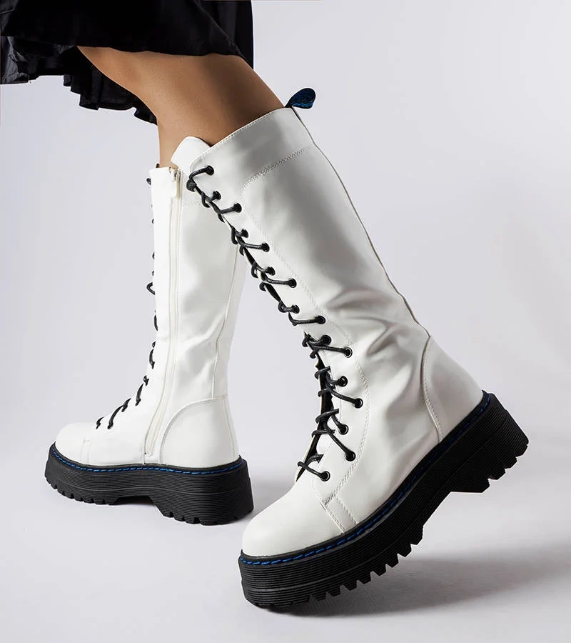 Cizme albe călduroase cu platformă Hide.