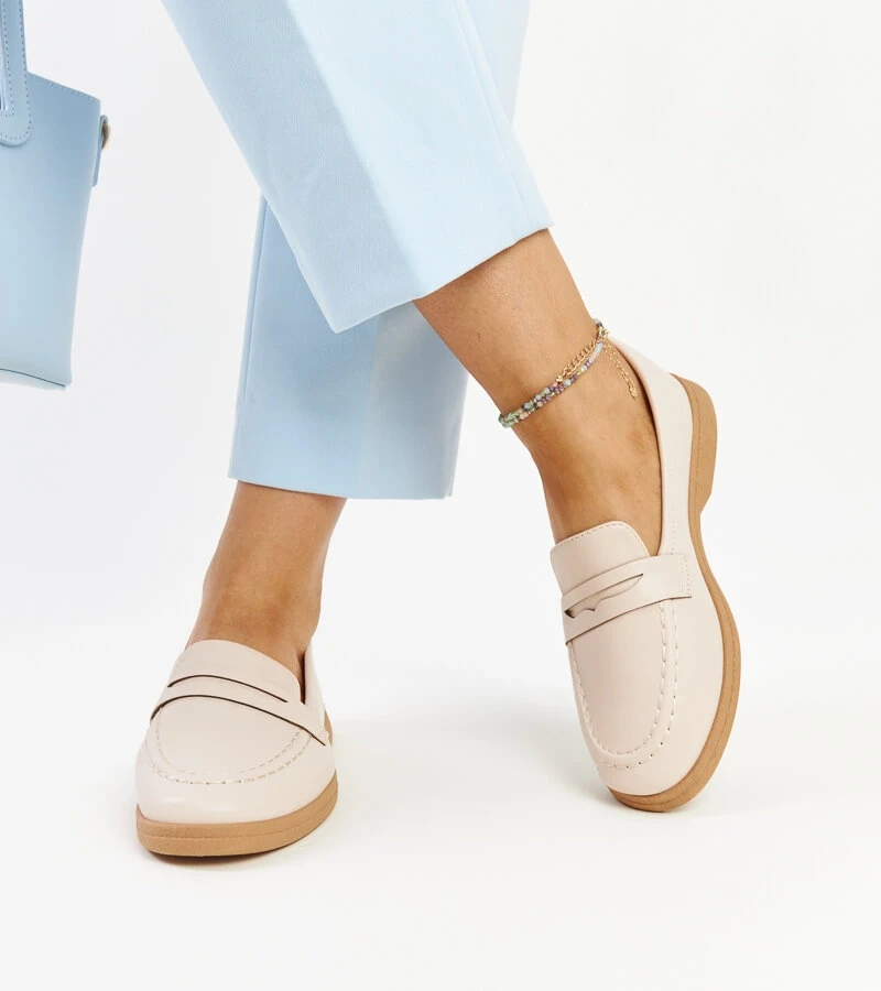 Mocasini clasici Nawrah de culoare bej deschis