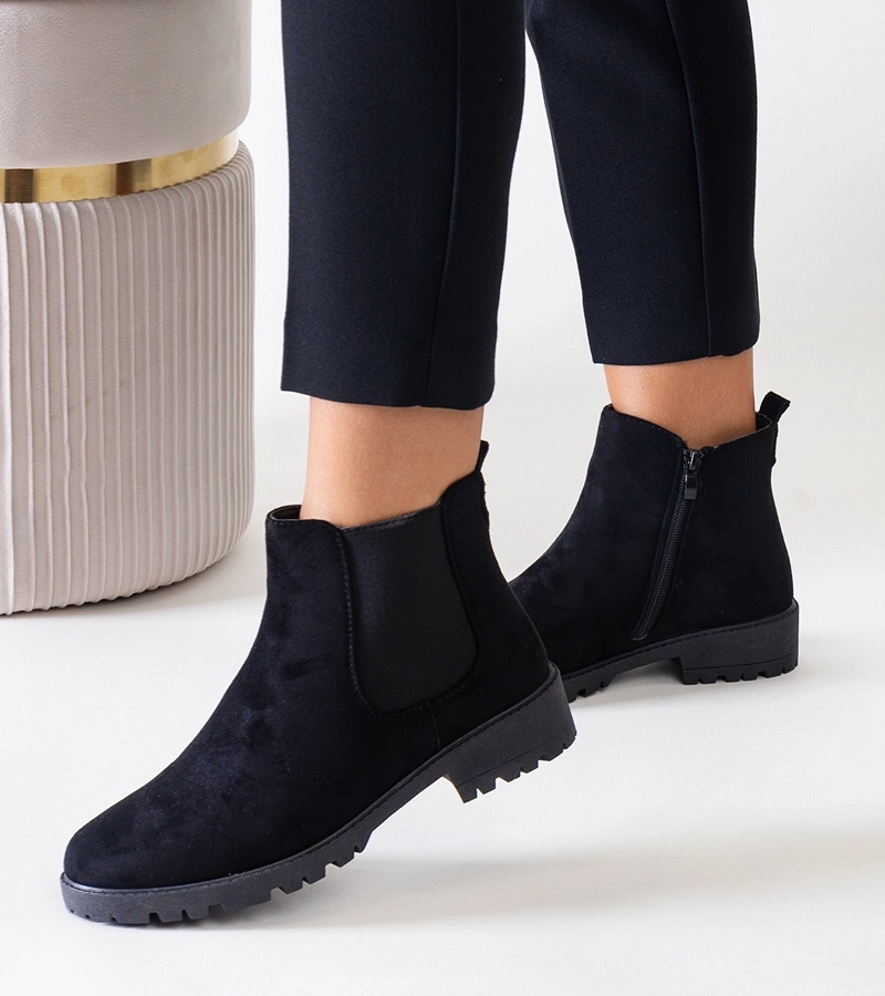 Cizme Saber din piele ecologică izolată neagră